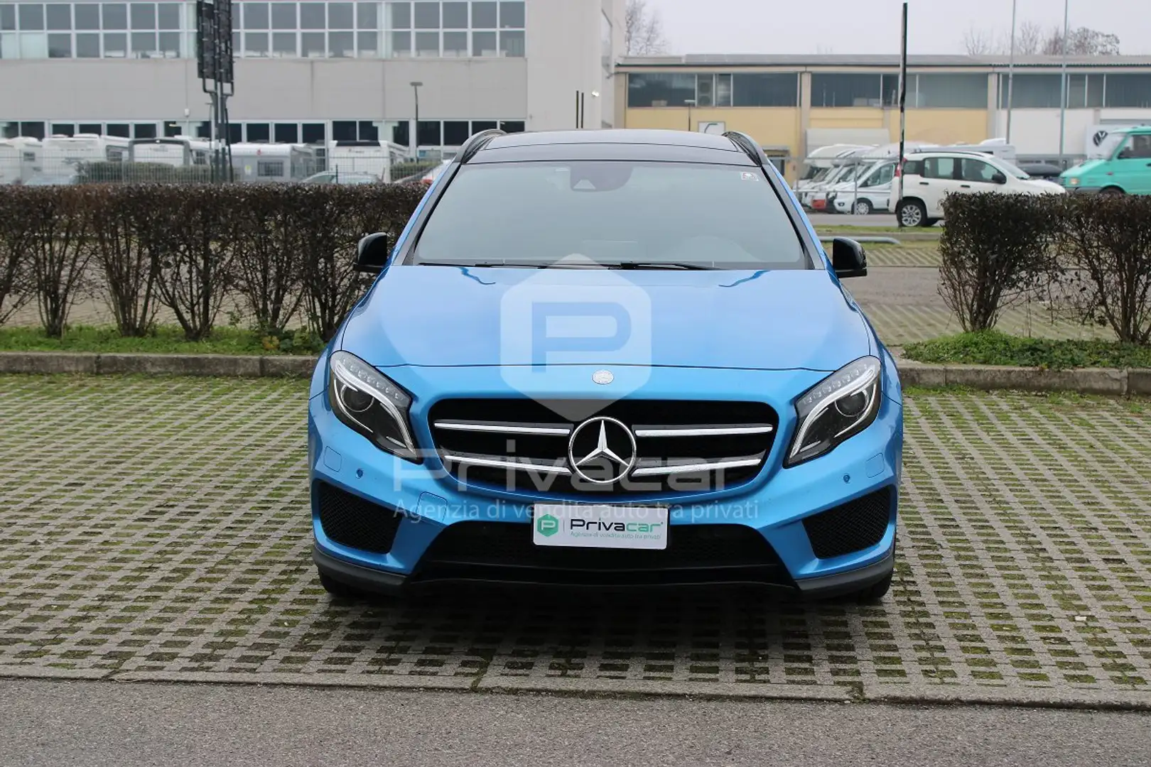 Mercedes-Benz GLA 200 GLA 200 d Automatic Premium Bleu - 2