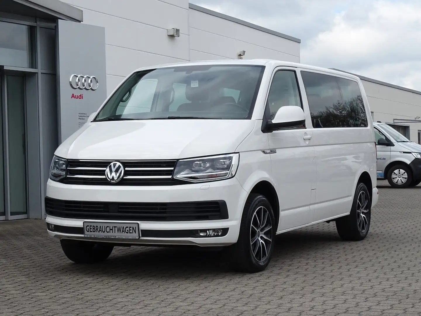 Volkswagen T6 Caravelle T6.1 Caravelle 2.0 TDI DSG Comfortline Blanco - 1