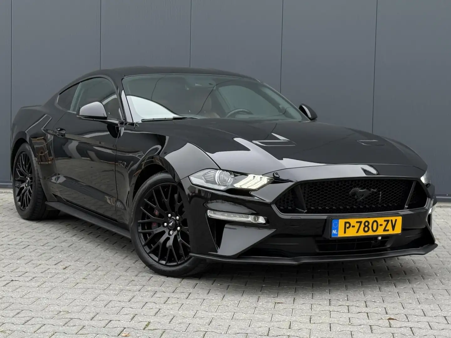 Ford Mustang Fastback 5.0 V8 GT Lage KM - Leder - Automaat - Di Zwart - 2