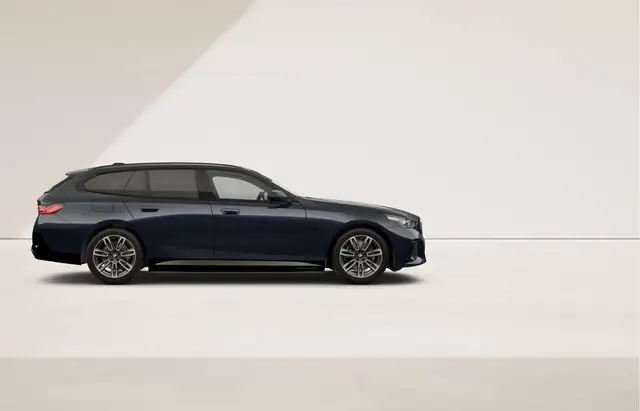 BMW I5 view 8