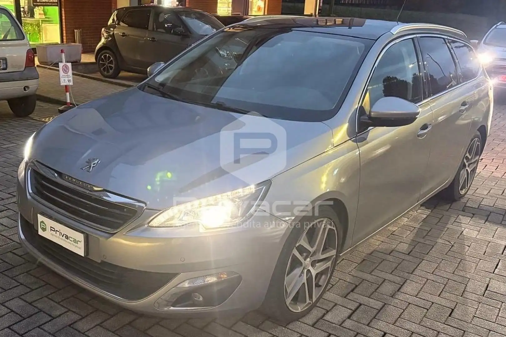 Peugeot 308 308 BlueHDi 120 S&S EAT6 GT Line Silber - 1