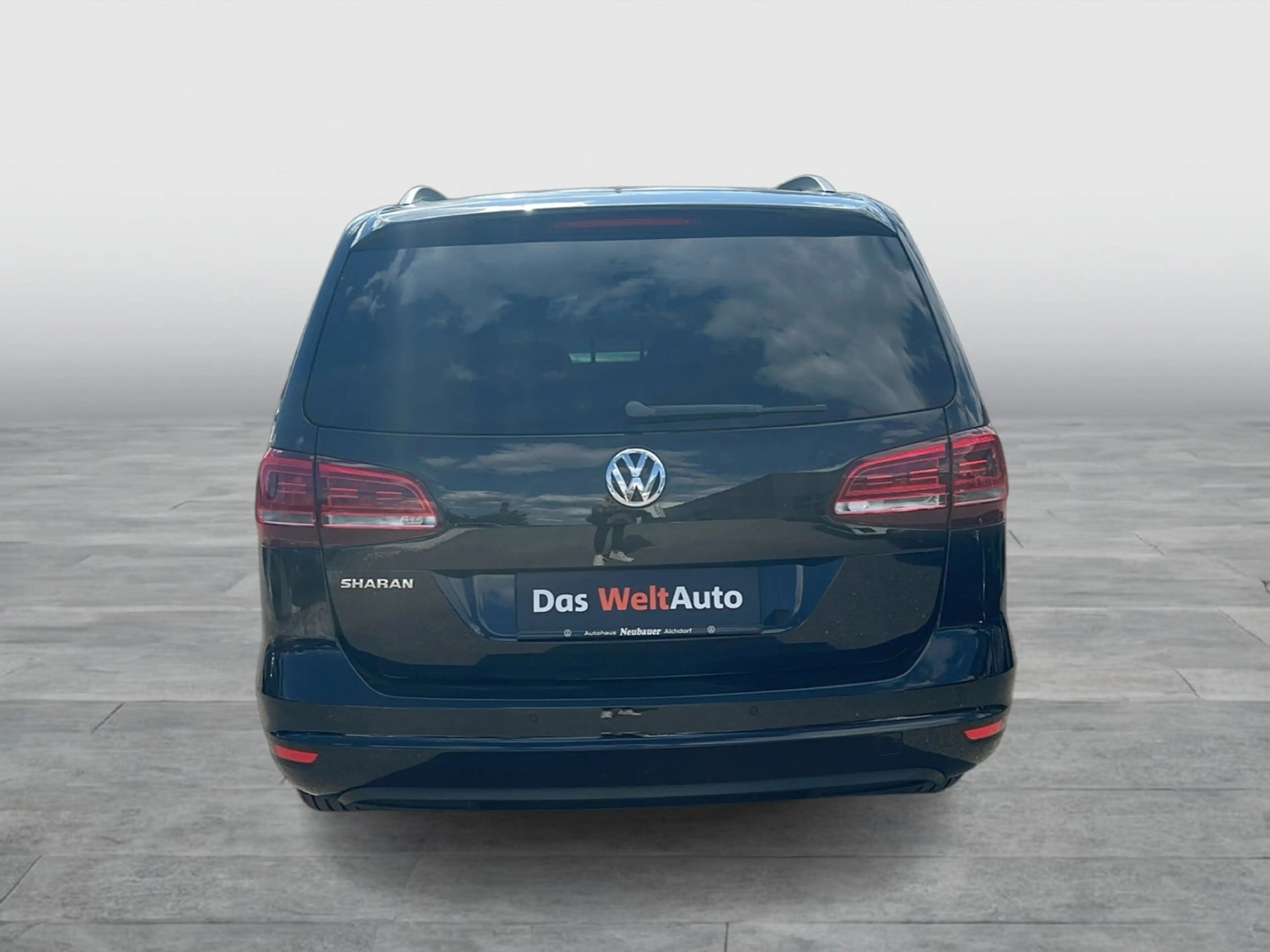 Volkswagen Sharan Business TDI SCR DSG — photo 9