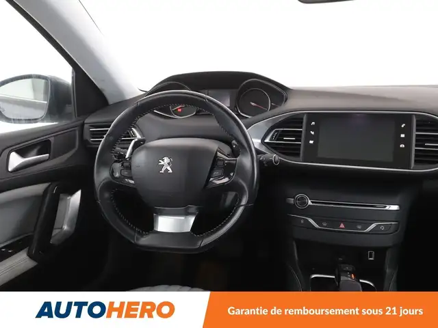 Peugeot 308 view 13