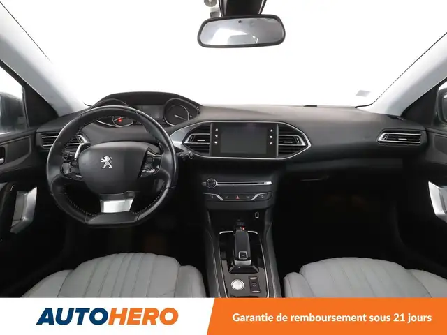 Peugeot 308 view 12