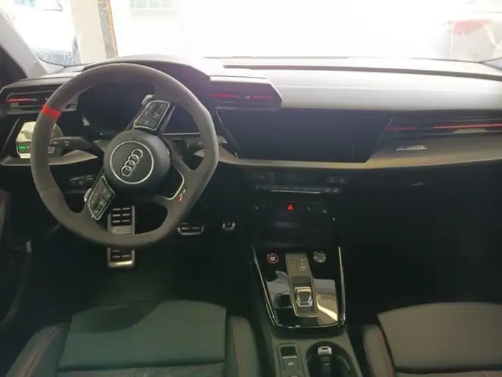 Audi A3 2023, foto 6