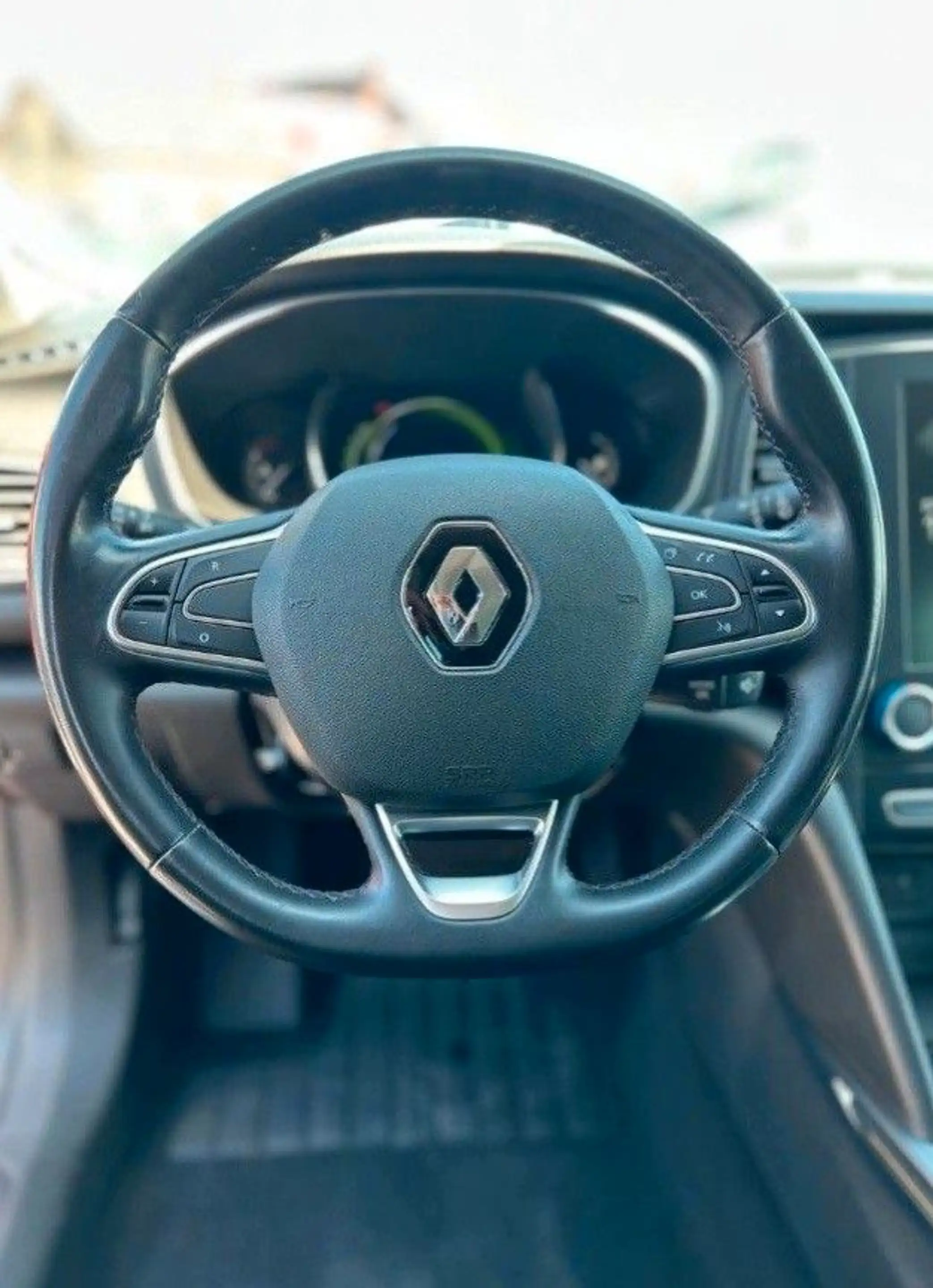 Renault Megane IV Grandtour BOSE 1.2 AUT — photo 9