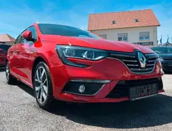 Renault Megane IV Grandtour BOSE 1.2 AUT