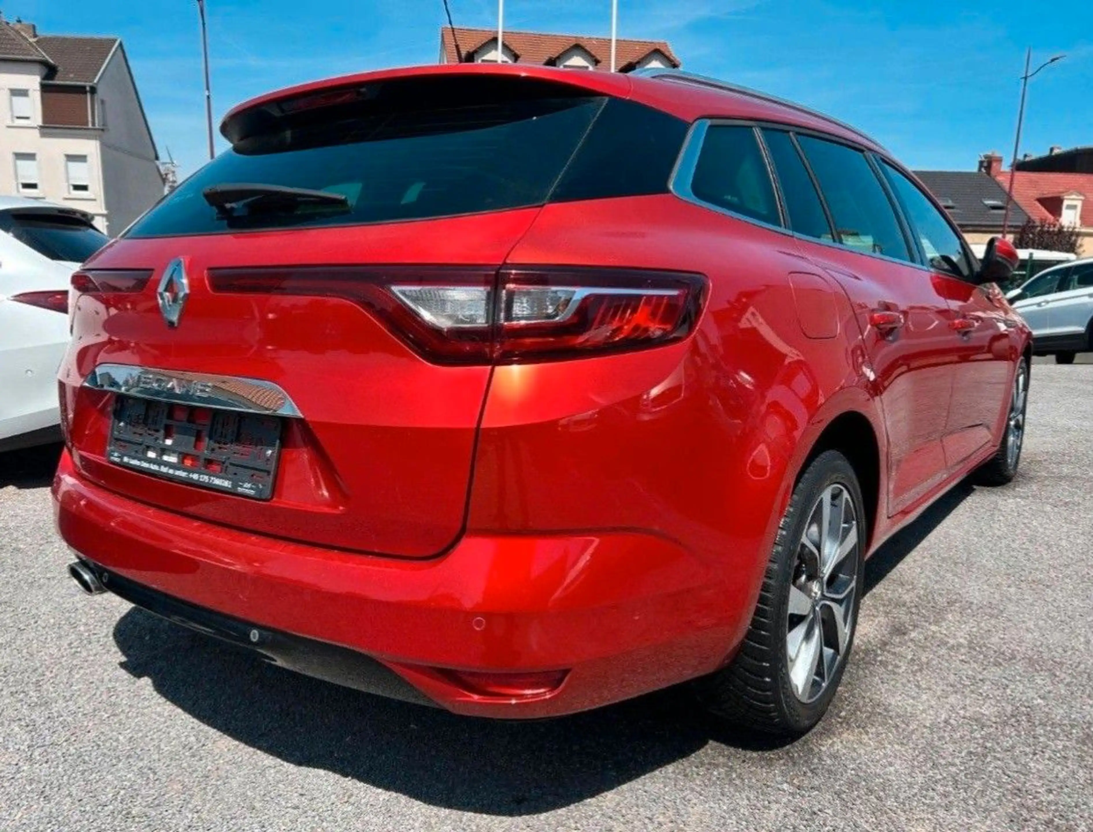 Renault Megane IV Grandtour BOSE 1.2 AUT — photo 3