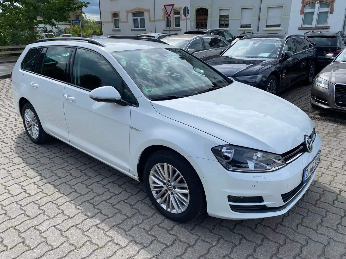 Volkswagen Golf VII Variant Cup BMT Weiß - 1