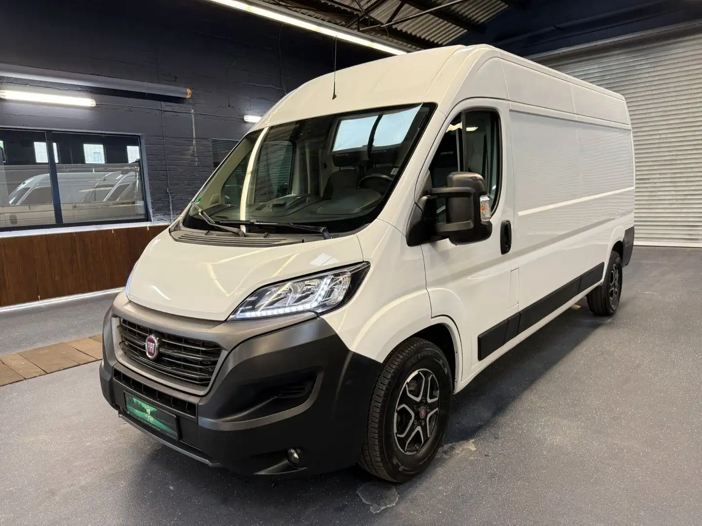 Fiat Ducato Kasten L3H2 Automatik Klima NAVI CAM AHK Weiß - 2