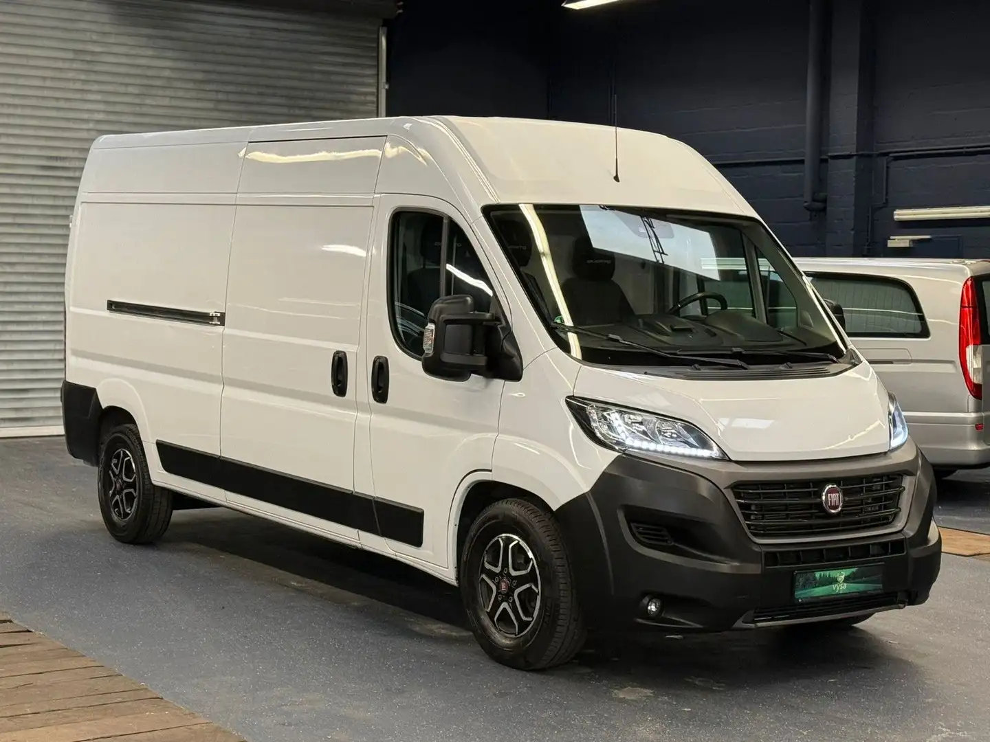 Fiat Ducato Kasten L3H2 Automatik Klima NAVI CAM AHK Weiß - 1