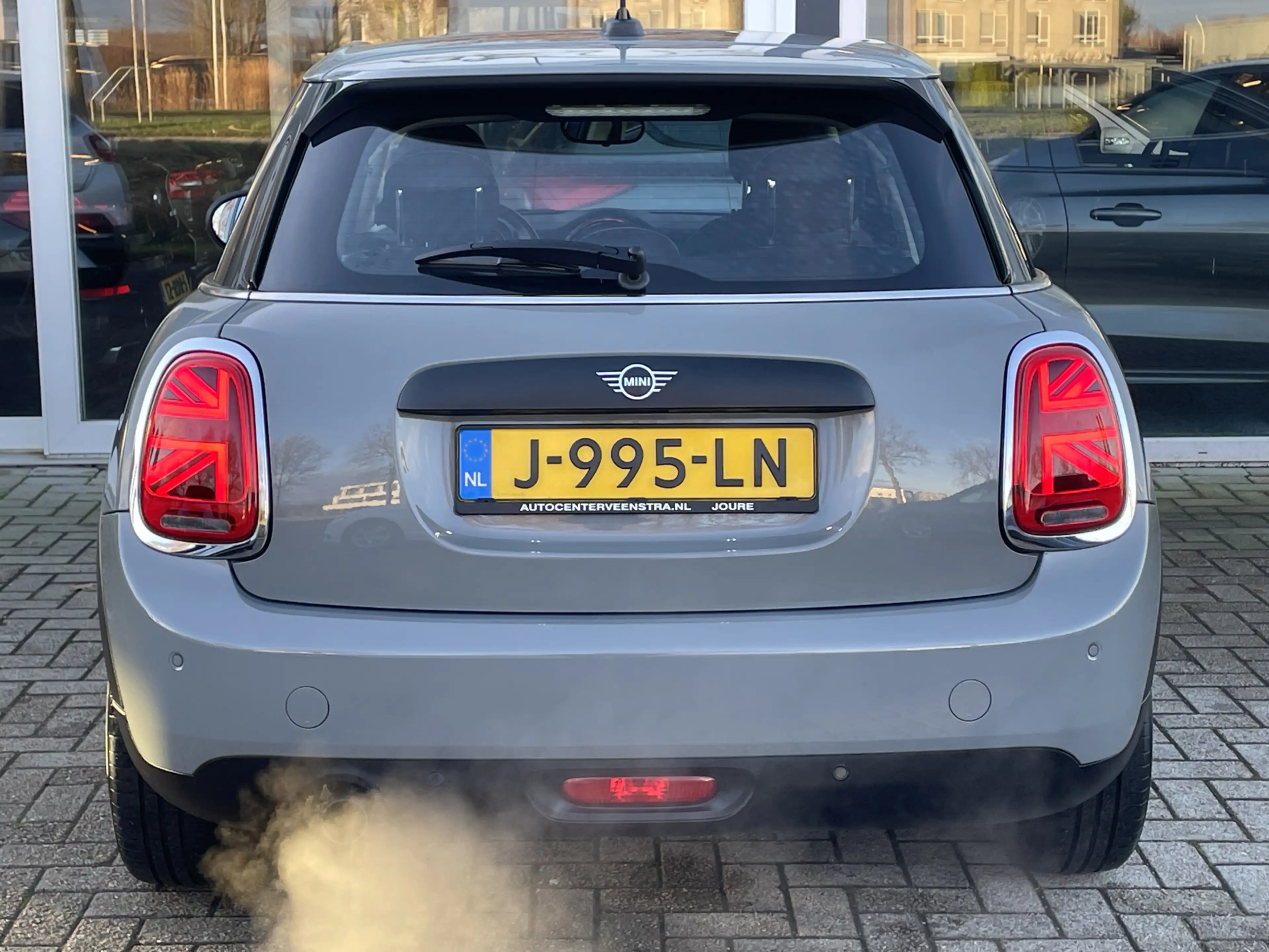MINI One Mini 1.5 Chili Harman Kardon / PDC Achter / Navi / — photo 17