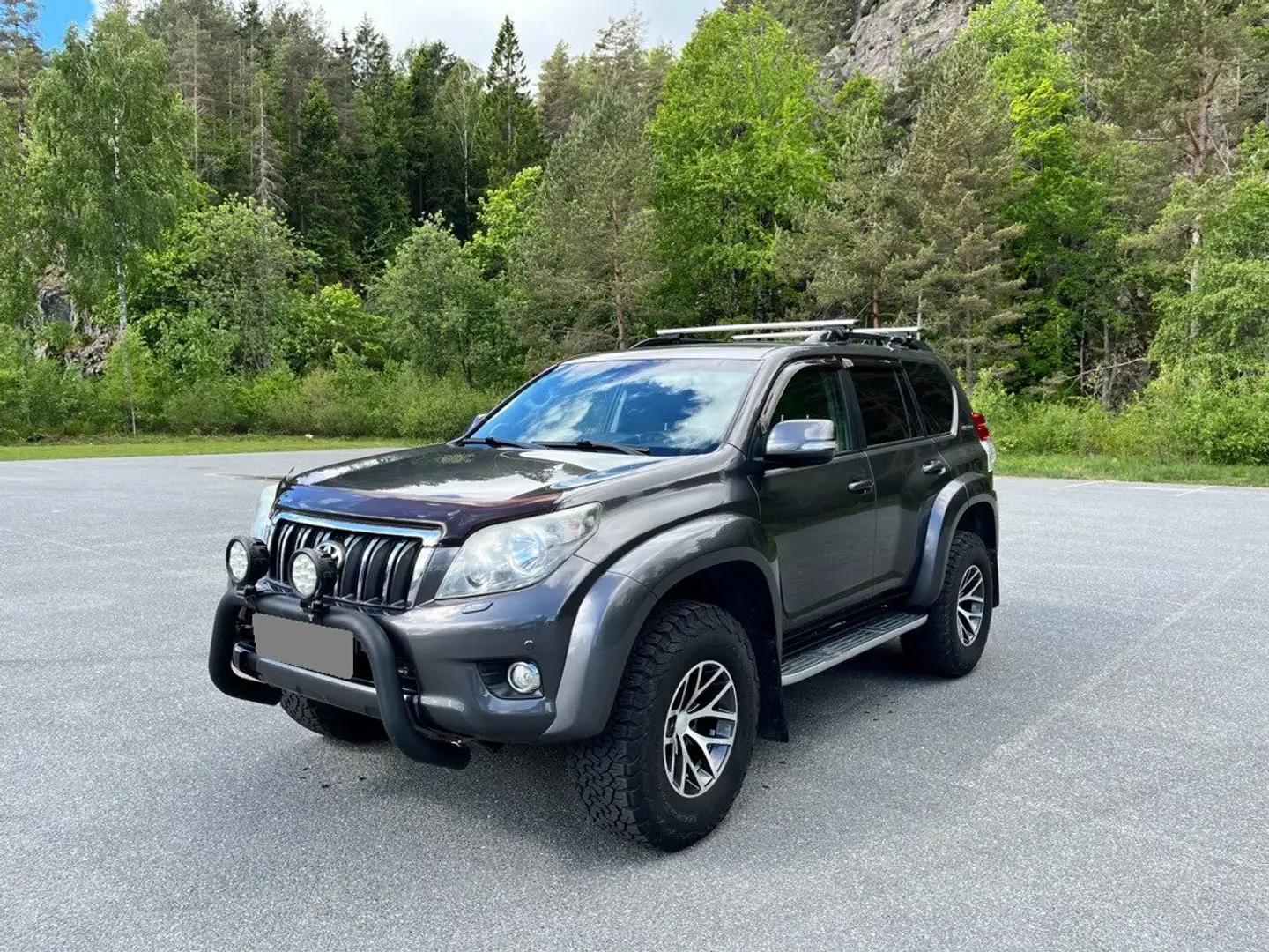 Toyota Land Cruiser Gris - 1