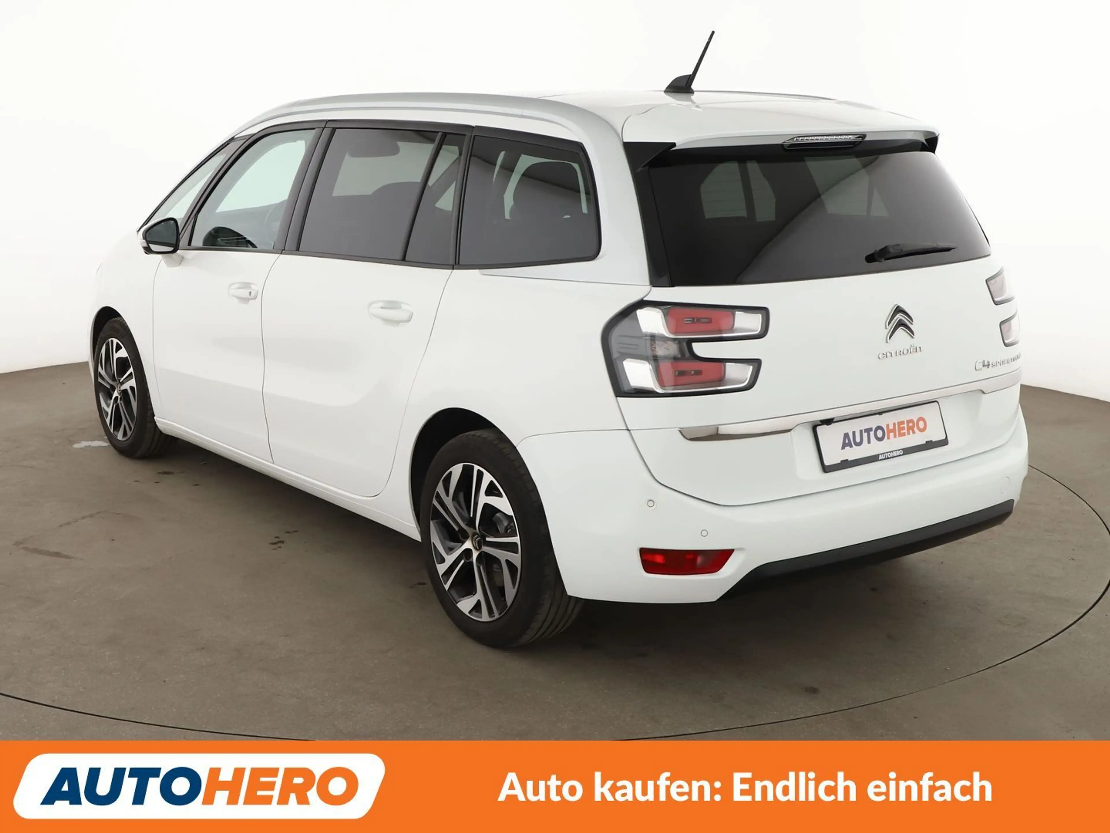 Citroen Grand C4 Picasso 1.2 e-THP Shine *NAVI*BiXENON*CAM*ACC*SHZ*ALU* — photo 4