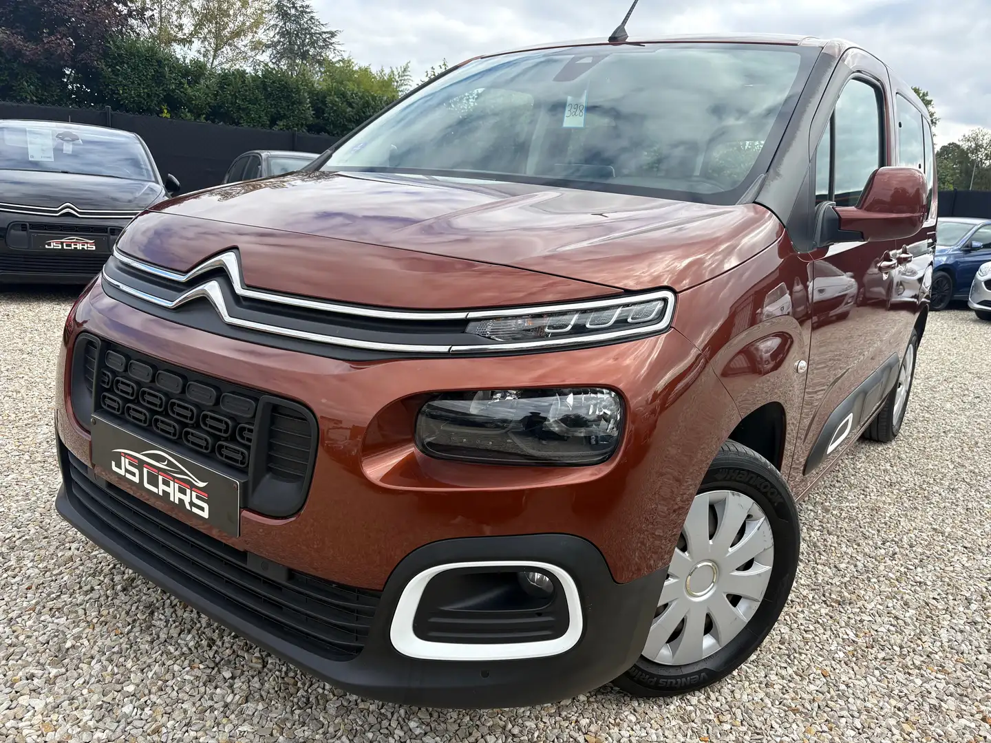 Citroen Berlingo 1.2i*1er PROP*GPS*CAR-PLAY*ANDROID*PDC*AIRCO* Bronze - 1