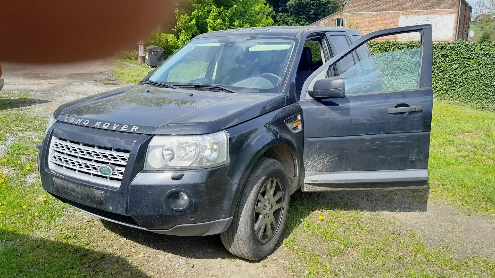 Land Rover Freelander 2.2 Td4 HSE Noir - 1