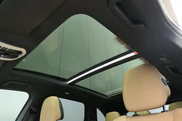 Porsche Cayenne view 6