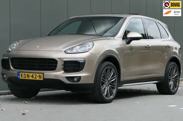 2015 Porsche Cayenne in Brown for sale