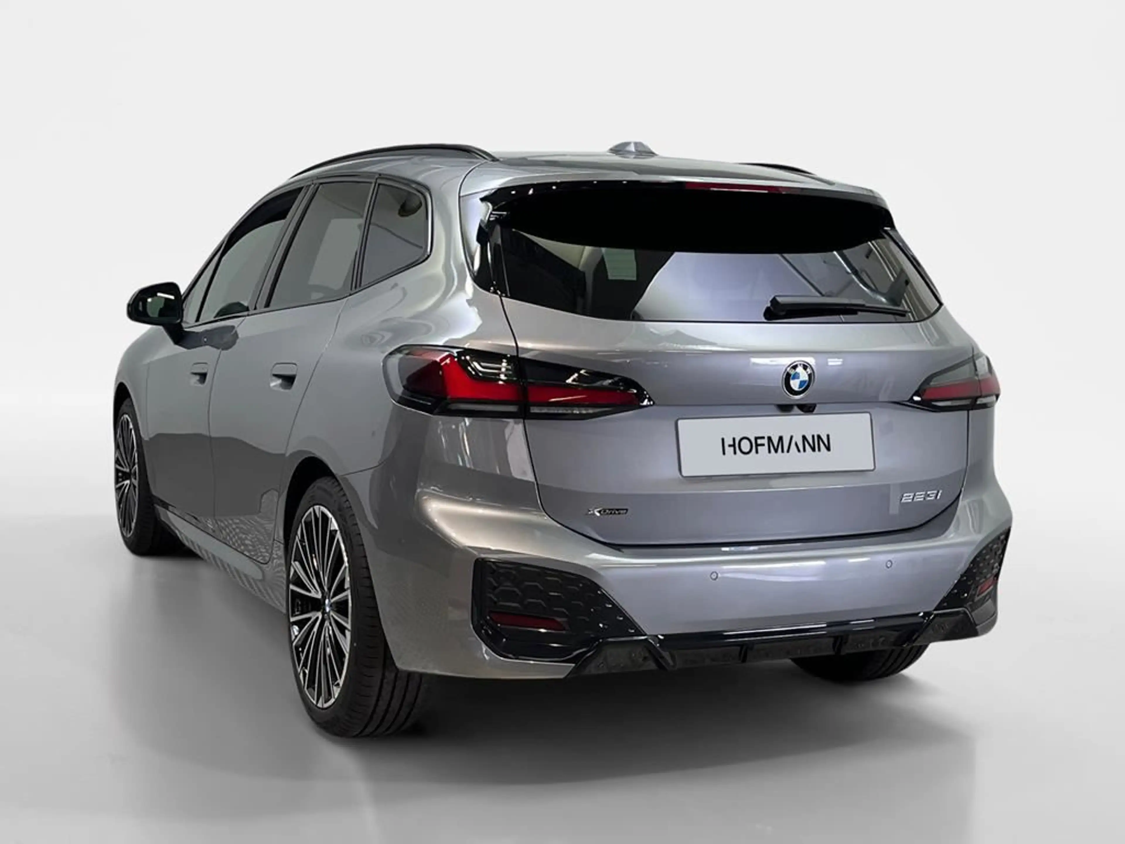 BMW 223 M Sport — photo 7