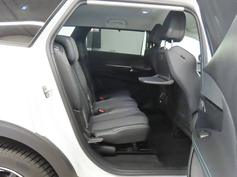 Peugeot 5008 1.2i Allure Pack ***NAVI-CAMERA 360°-7PLACES*** — photo 8
