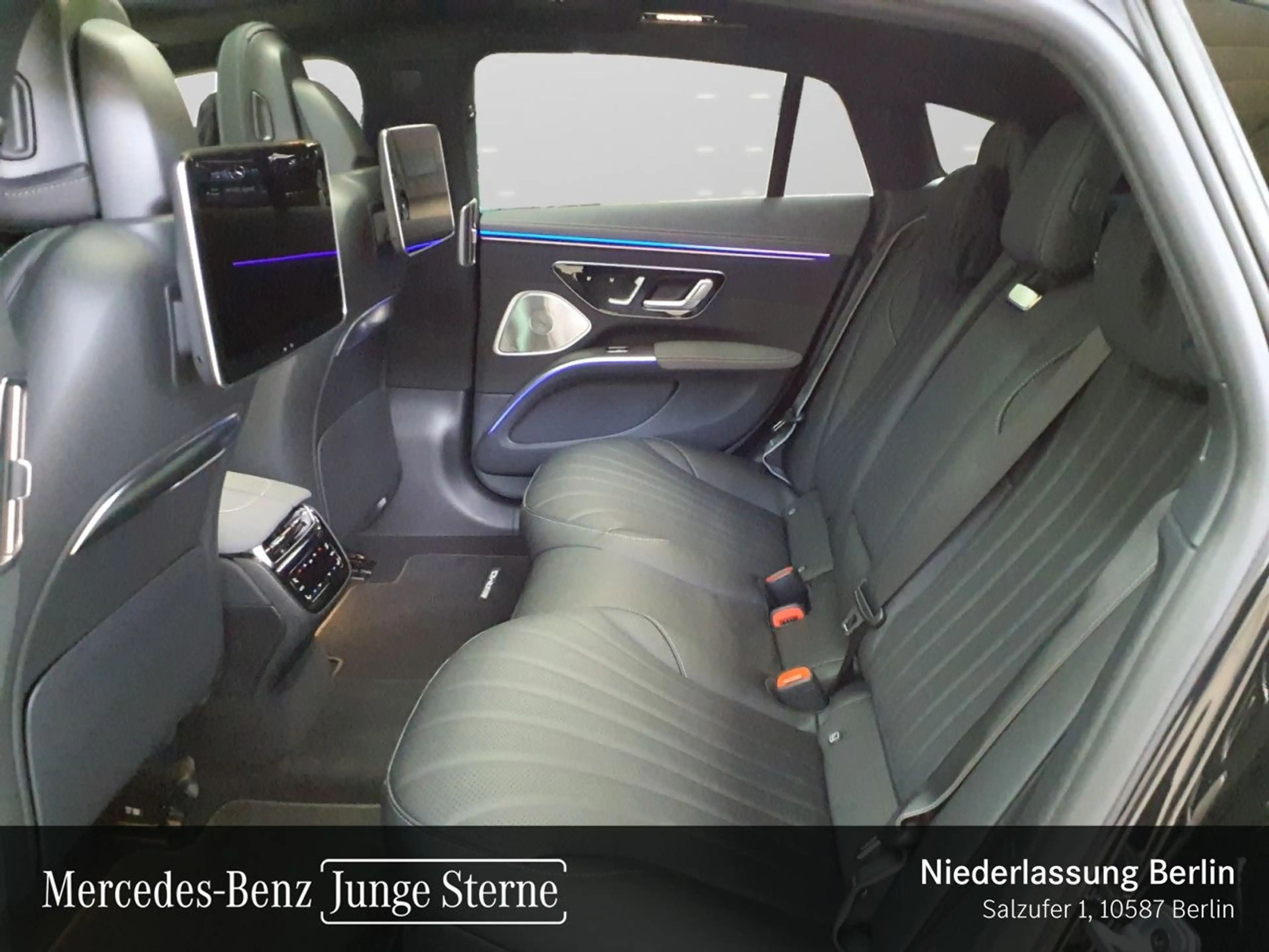 Mercedes-Benz EQS 450 AMG Fahrass Fondent Airmat Pano Burmester — photo 12