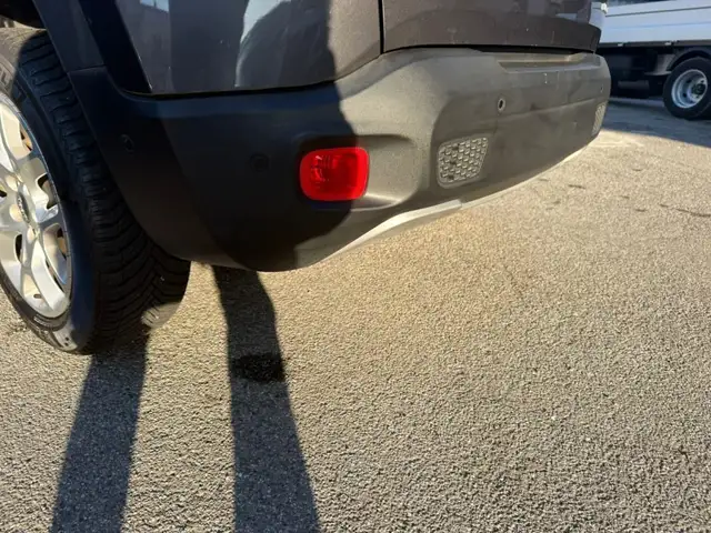 Jeep Renegade view 10