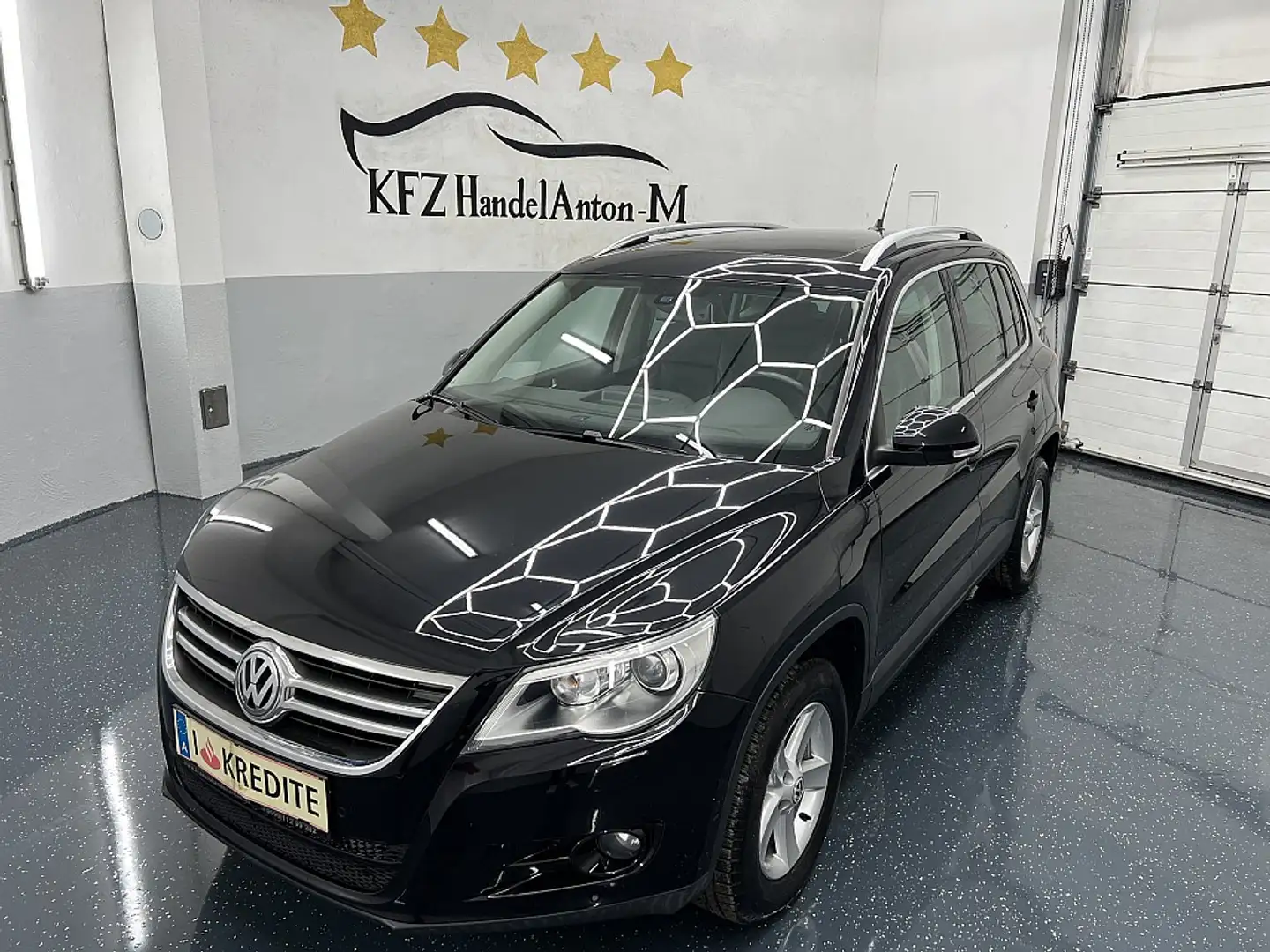 Volkswagen Tiguan 2,0 TDI Sport&Style * NAVI + CARPLAY * SOFORT F... Schwarz - 1