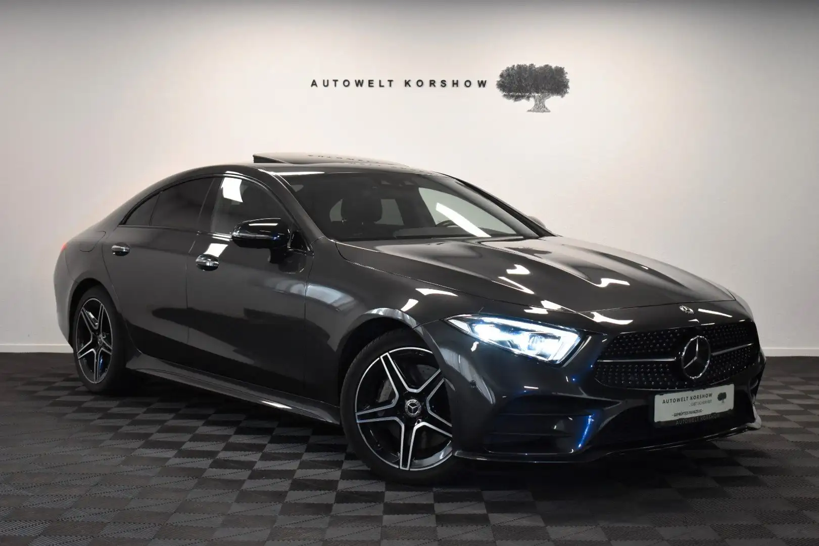 Mercedes-Benz CLS 350 d 4M AMG-LINE*HUD*M-BEAM*360°*KEYLESS Grau - 1