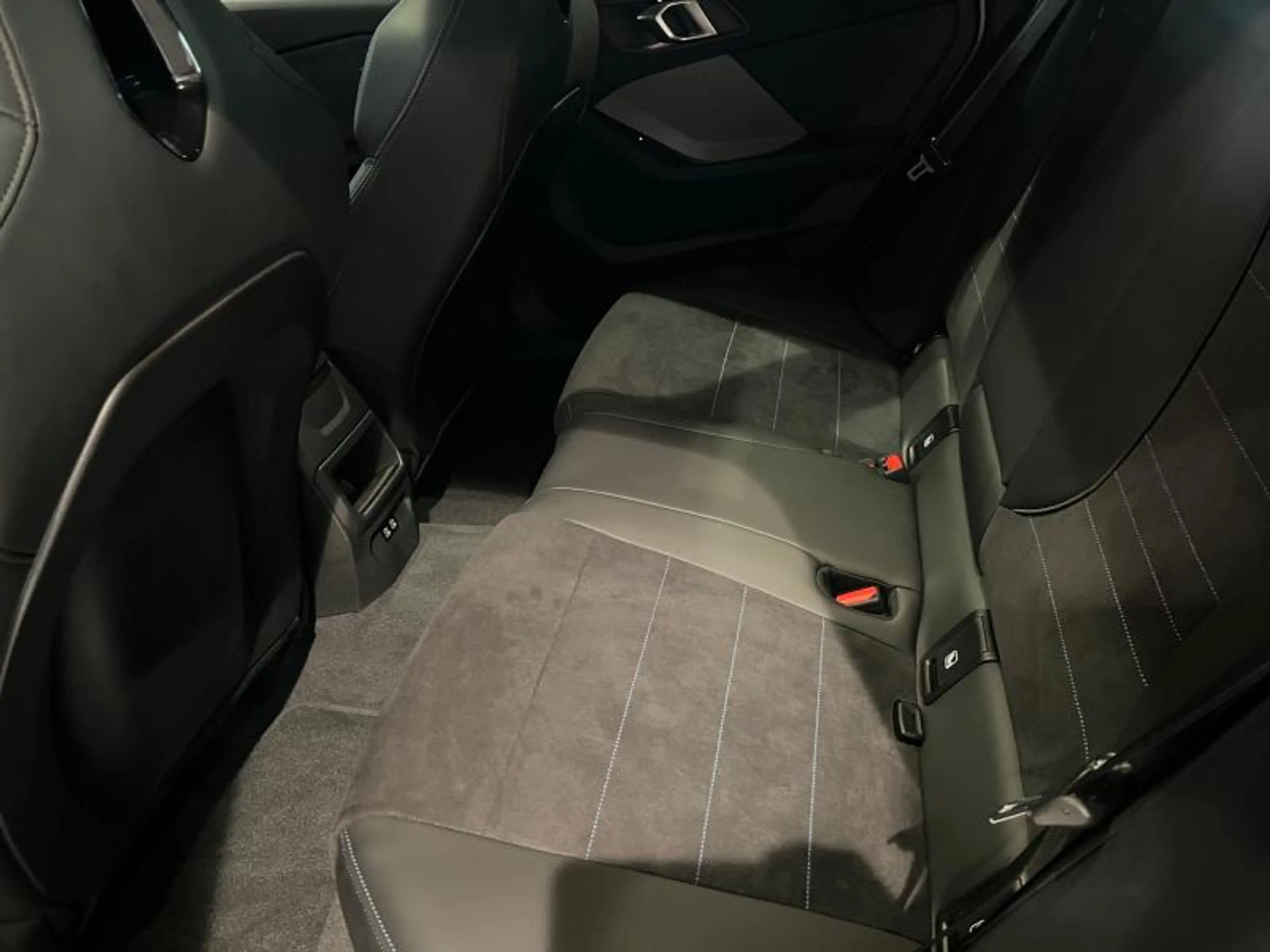 BMW 235 M235 xDrive Gran Coupé — photo 14