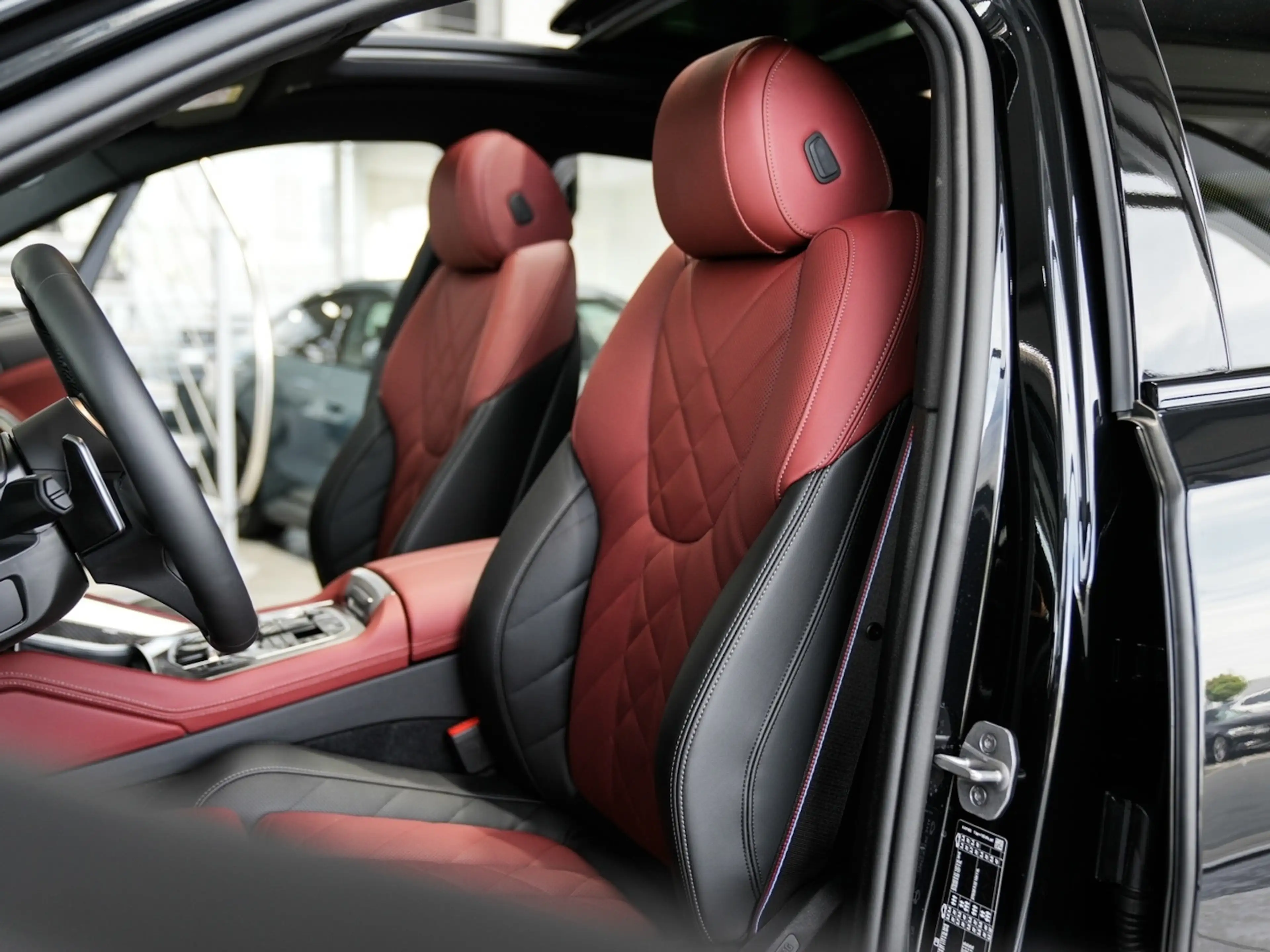BMW X6 40d M SPORT PRO Luftf 22LM 360K Panora CARBON — photo 4