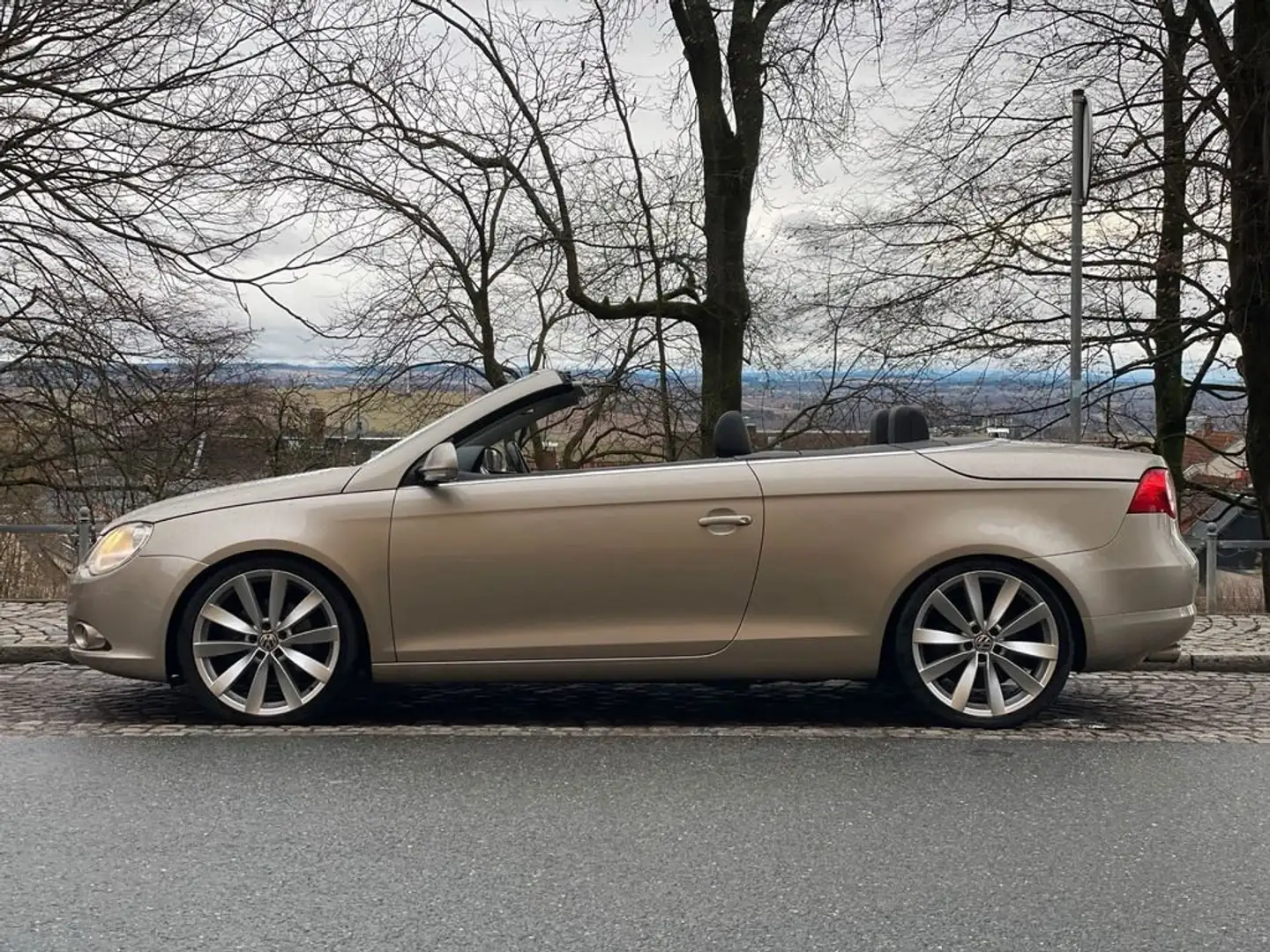 Volkswagen Eos 2.0 TSI Beige - 1