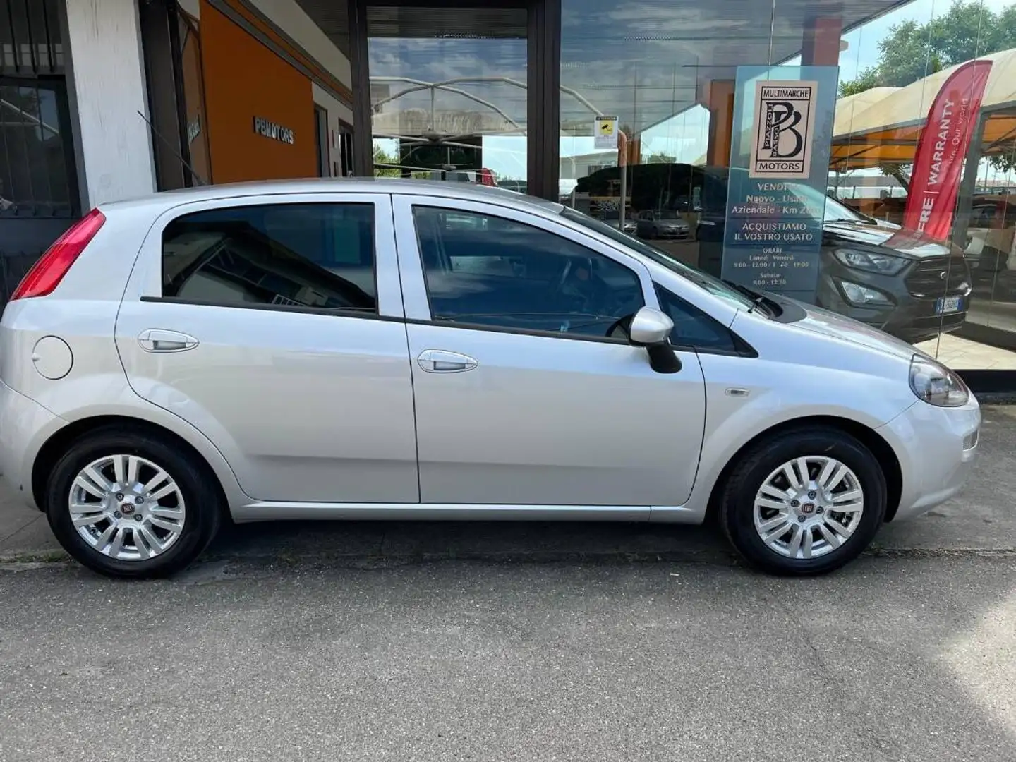 Fiat Punto 1.3 mjt Street s&s 95cv 5p Plateado - 2