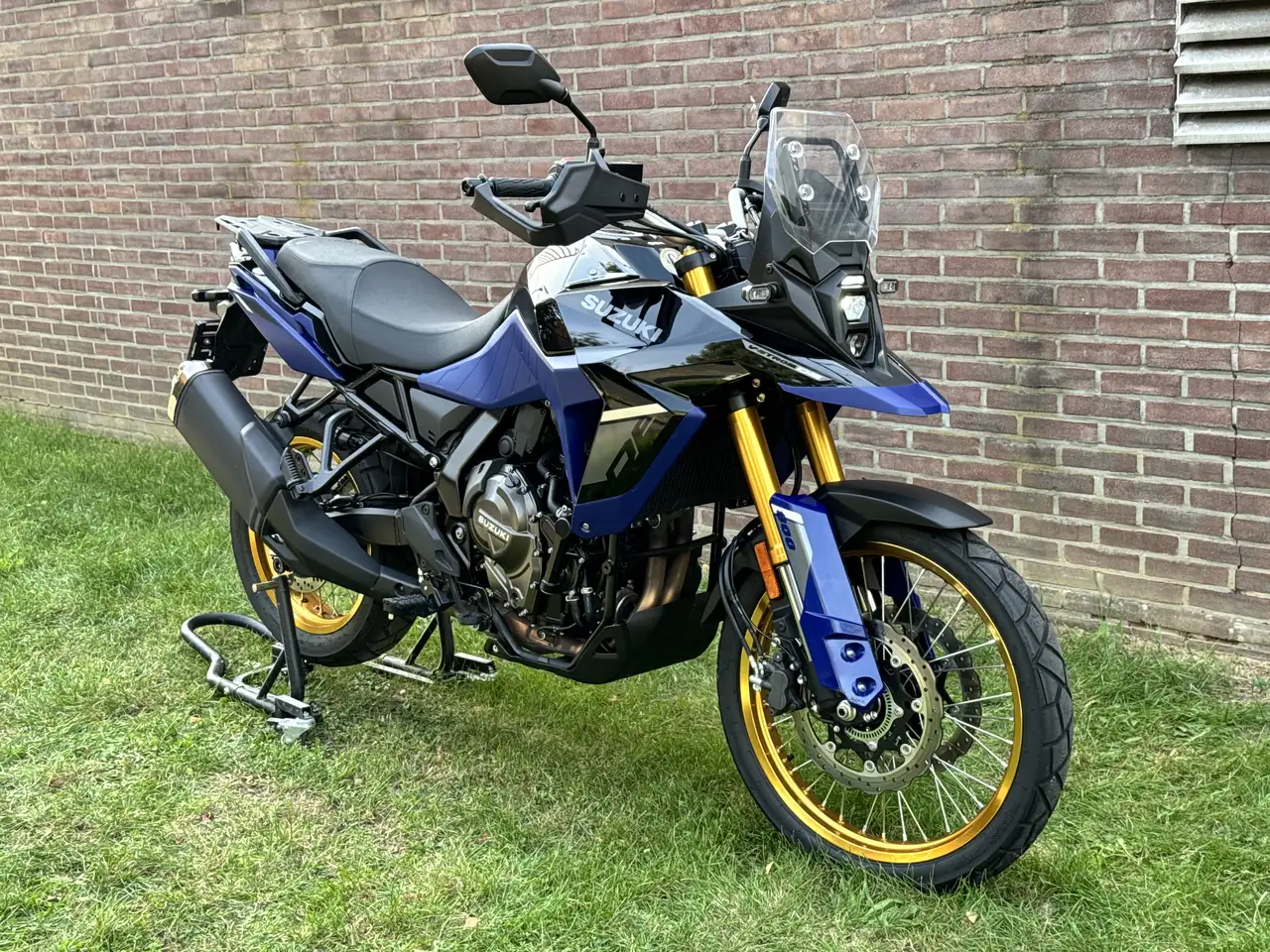 Suzuki V-Strom 800DE