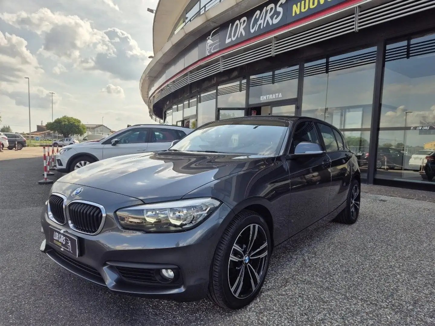 BMW 118 d 5p. Business Grigio - 1