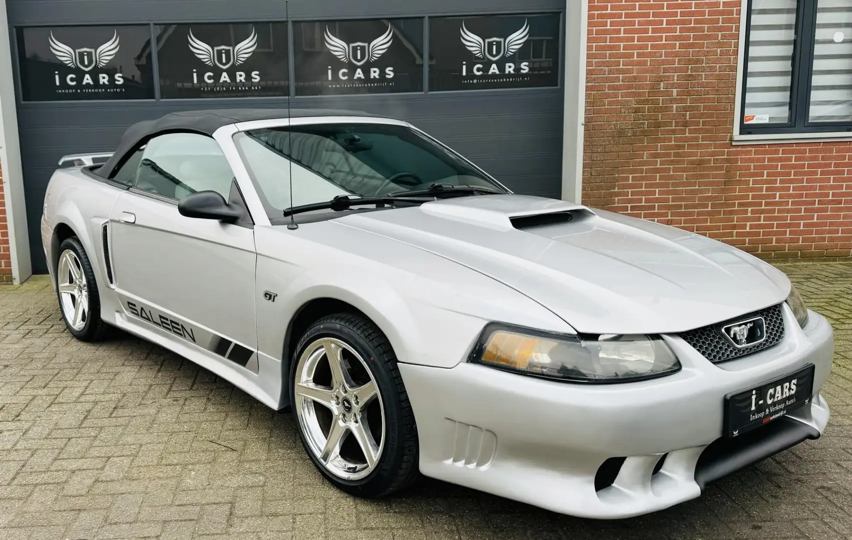 Ford Mustang USA 4.6 GT V8 Convertible GT + SALEEN(PAKKET) Grau - 1