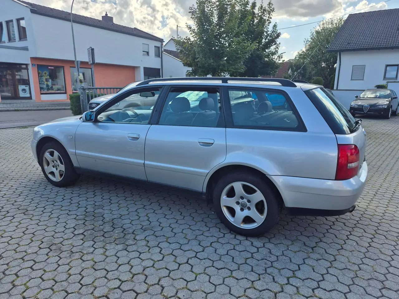 Audi A4 1.8 Avant*TÜV/AU 07/2028*, foto 8