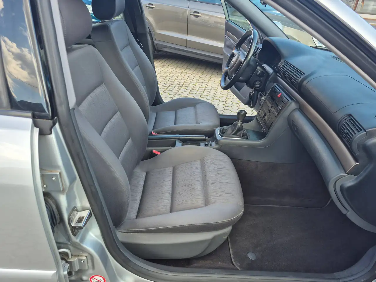 Audi A4 1.8 Avant*TÜV/AU 07/2028*, foto 7