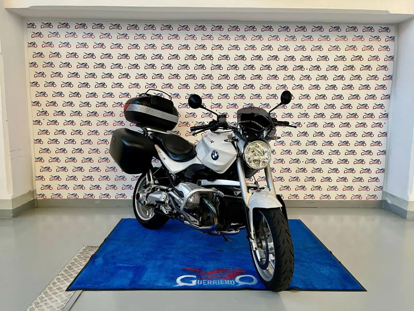 BMW R 1200 R Garantita e Finanziabile Bianco - 2