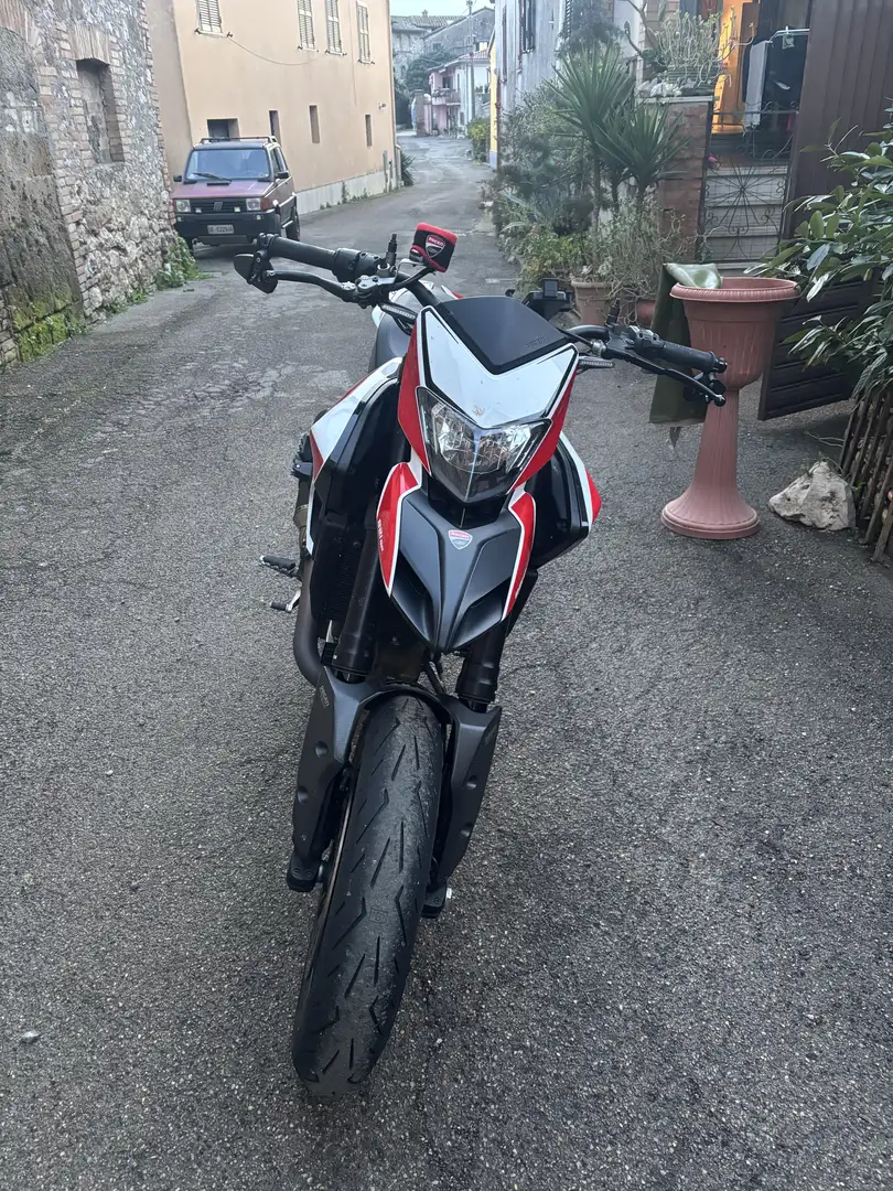 Ducati Hypermotard 821 sp - 2