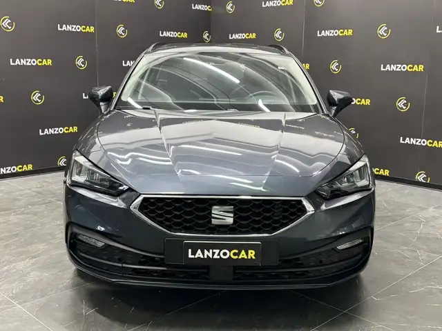 Seat Leon view 2