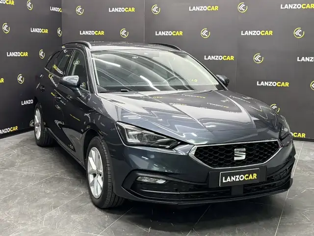 Seat Leon view 3