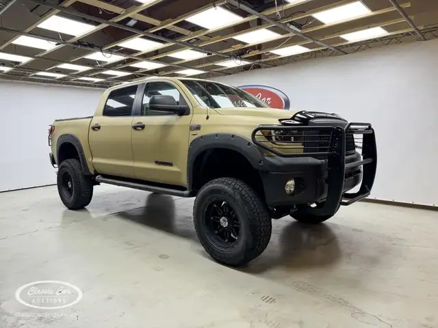 Toyota Tundra 5.7 L V8 4x4 - ONLINE AUCTION