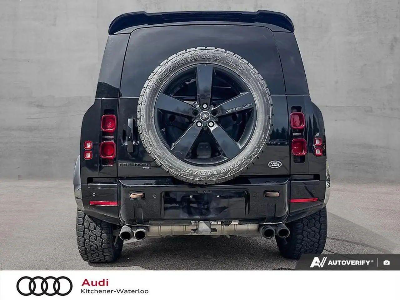 Land Rover Defender снимка Land Rover Defender