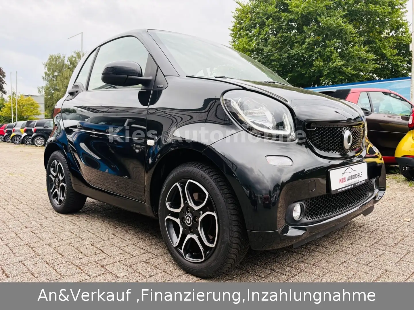 smart forTwo Prime AUTOM/LEDER/SITZH/NAVI/1.HAND Noir - 2