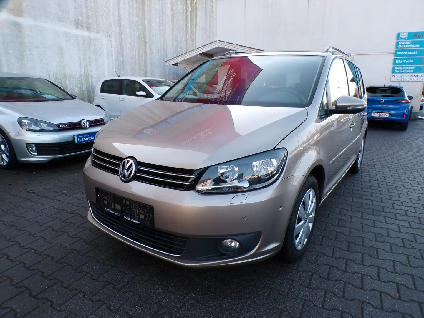 Volkswagen Touran 1.6 TDI DSG Comfortline Beige - 1