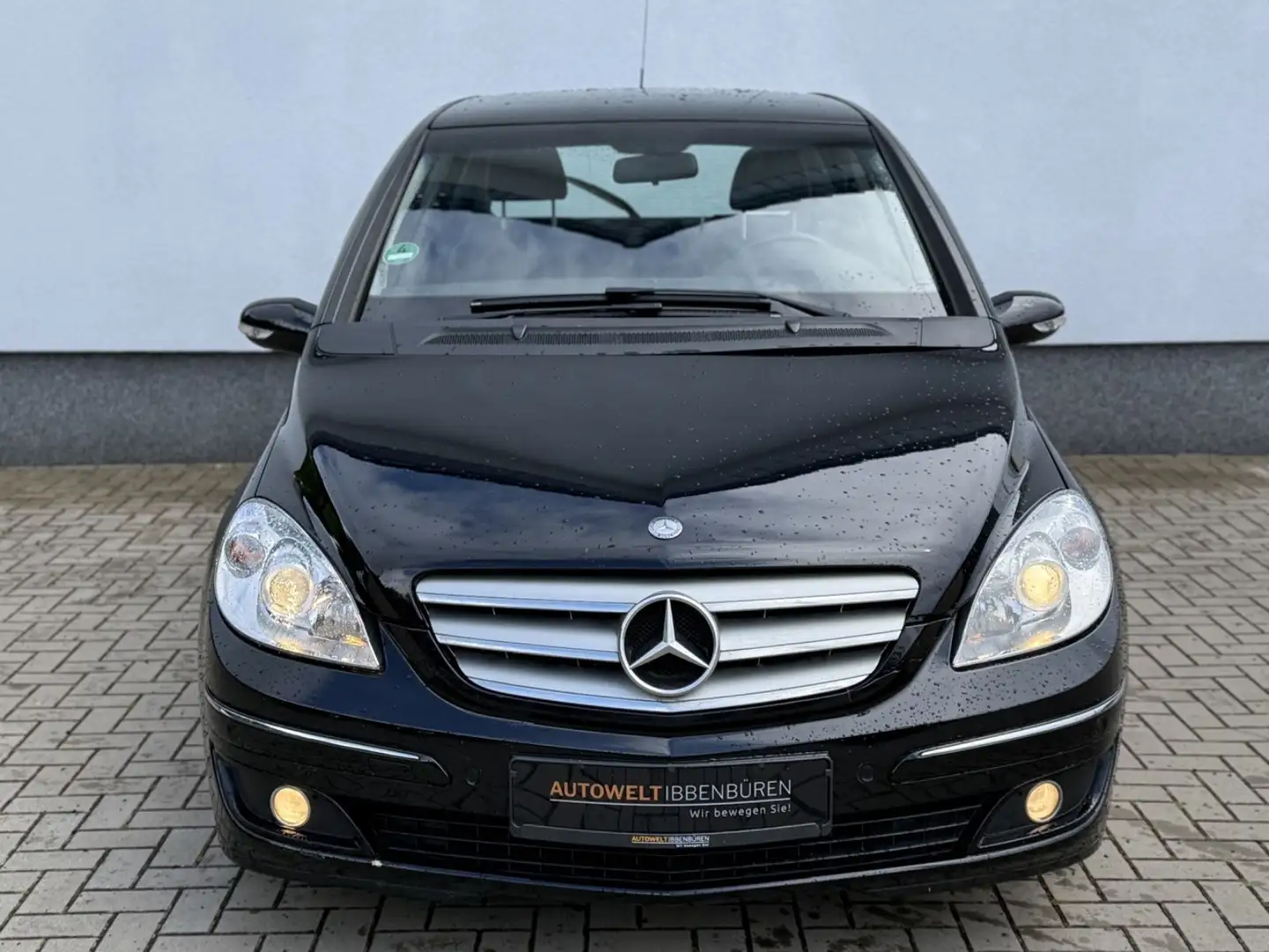 Mercedes-Benz B 200 CDI AUTOMATIK KLIMAAUTOMATIK AHK NAVI TEMP Noir - 2