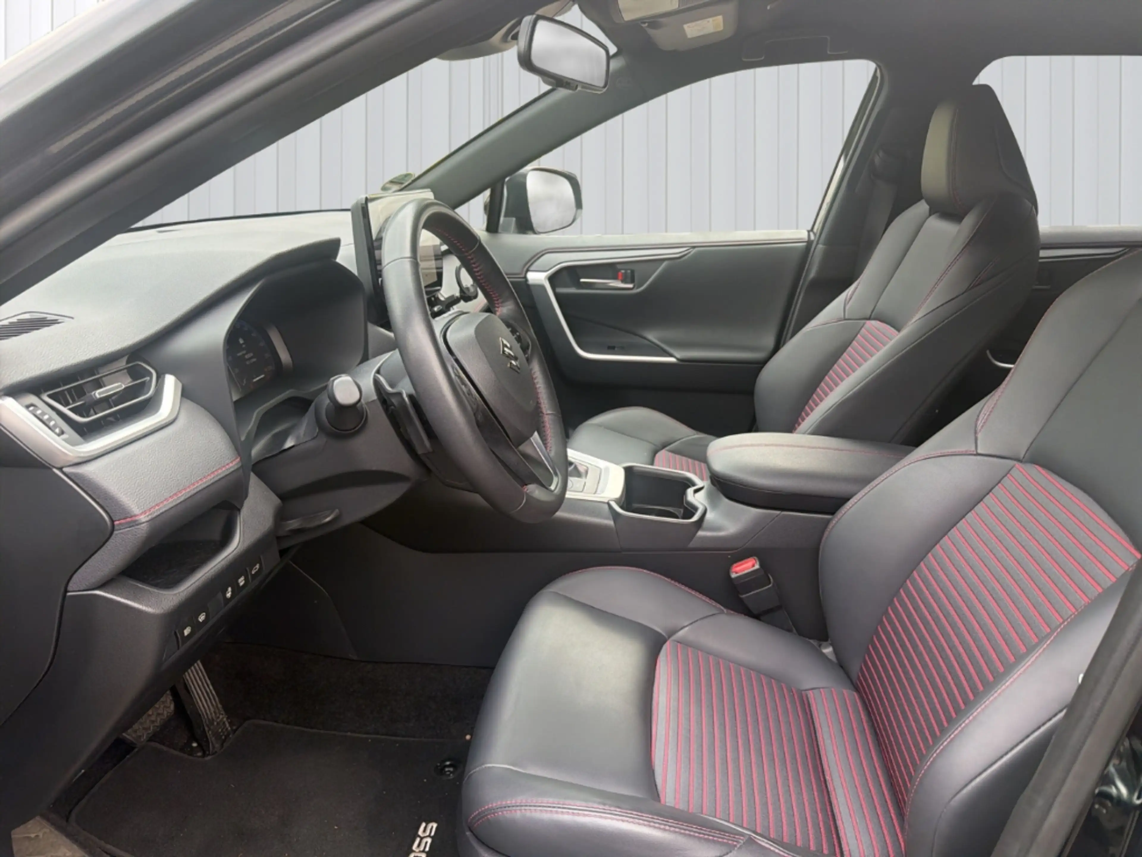 Suzuki Across PLUG-IN HYBRID Comfort+ — photo 7