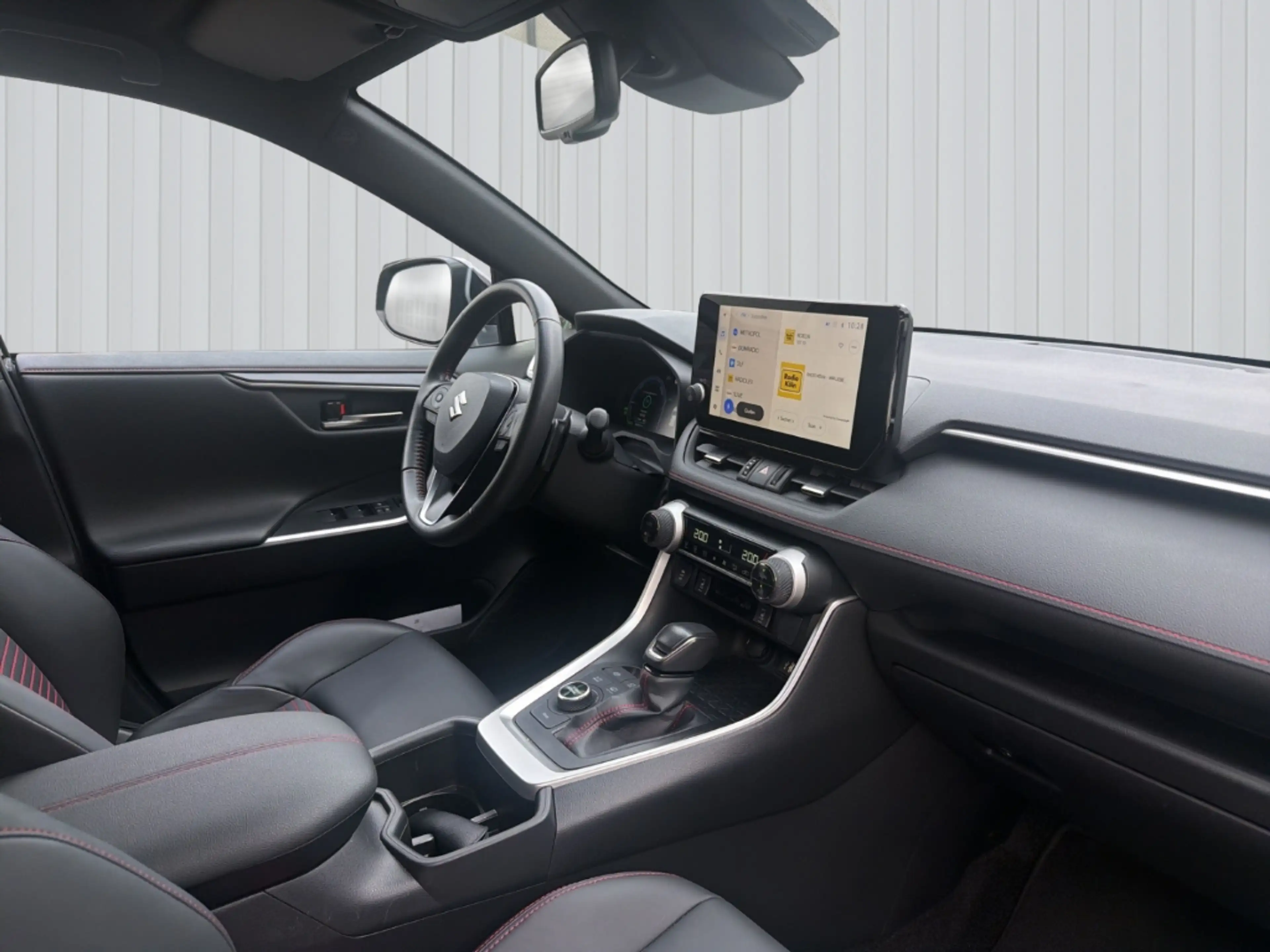 Suzuki Across PLUG-IN HYBRID Comfort+ — photo 11