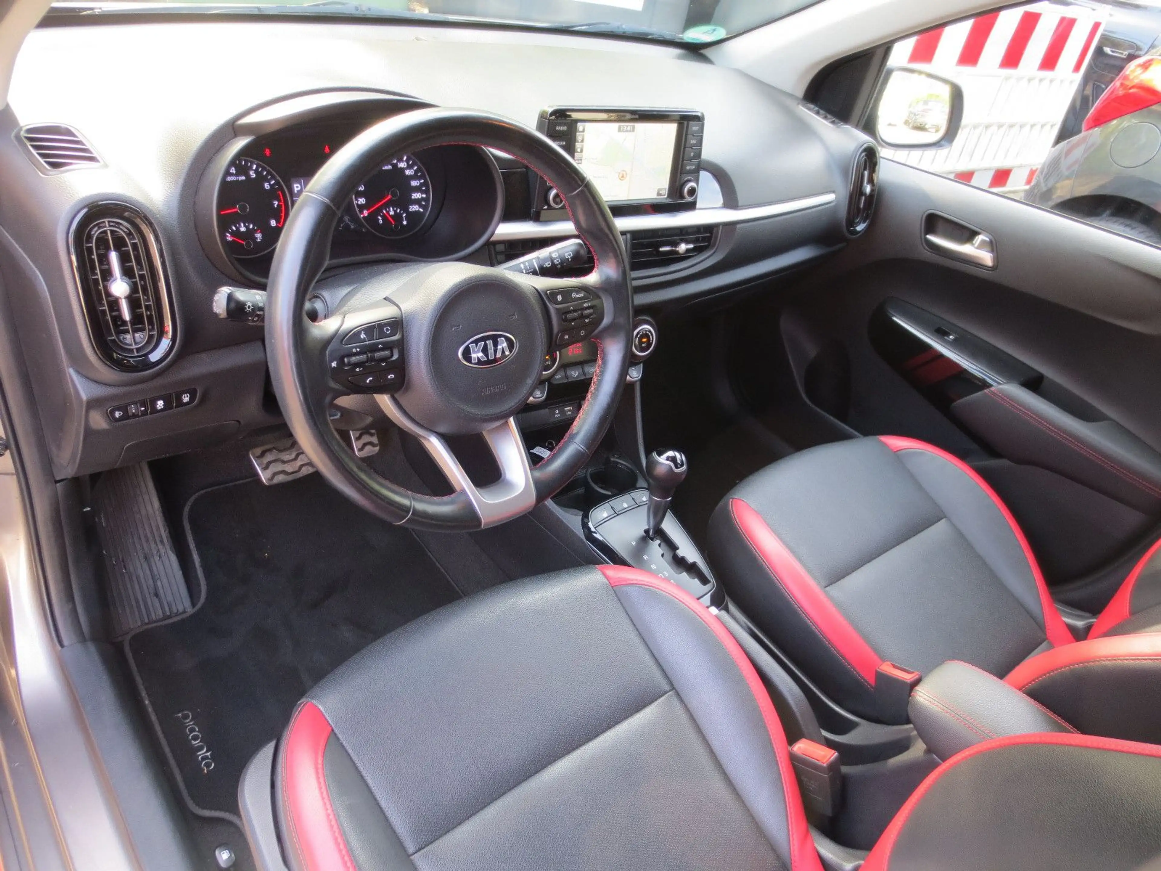 Kia Picanto GT-Line Automatik/Leder/Navi/Kamera — photo 7