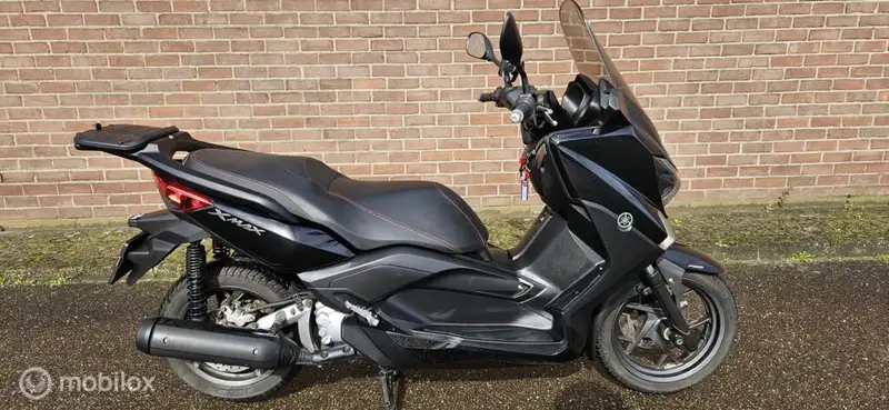 Yamaha X-Max 250 - foto 3